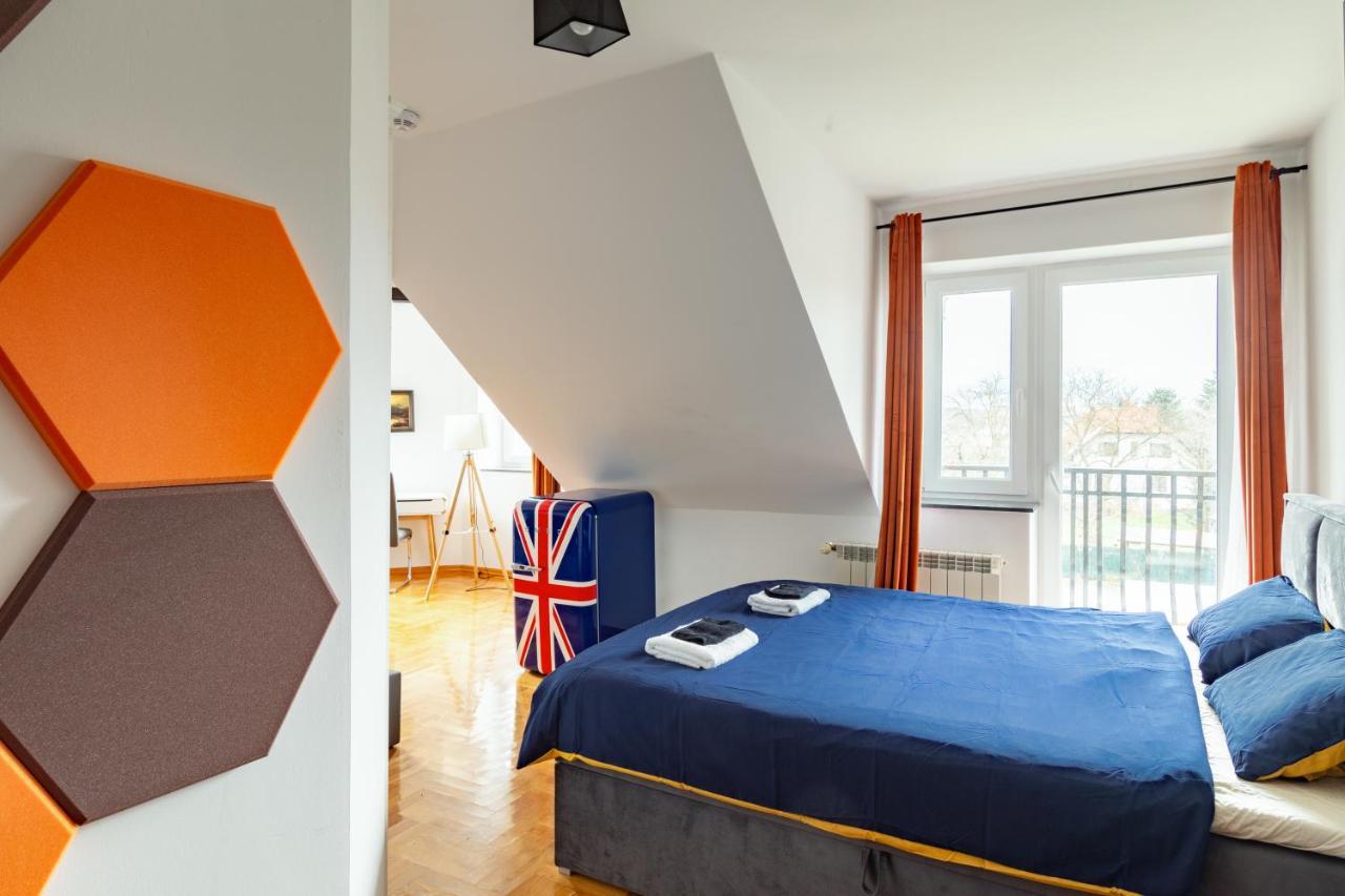 The Castle Suites & Apartment - Free Parking - (Adults Only) Krakow Dış mekan fotoğraf
