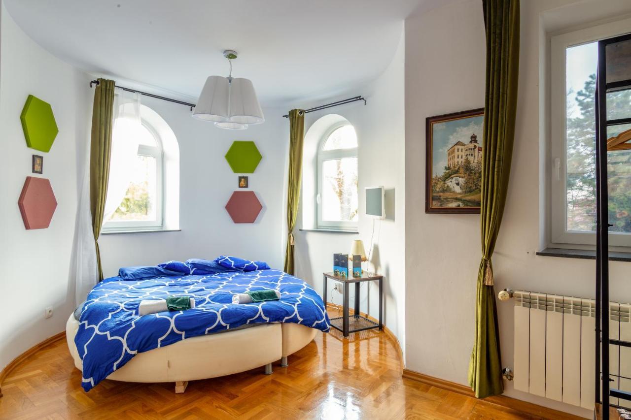 The Castle Suites & Apartment - Free Parking - (Adults Only) Krakow Dış mekan fotoğraf