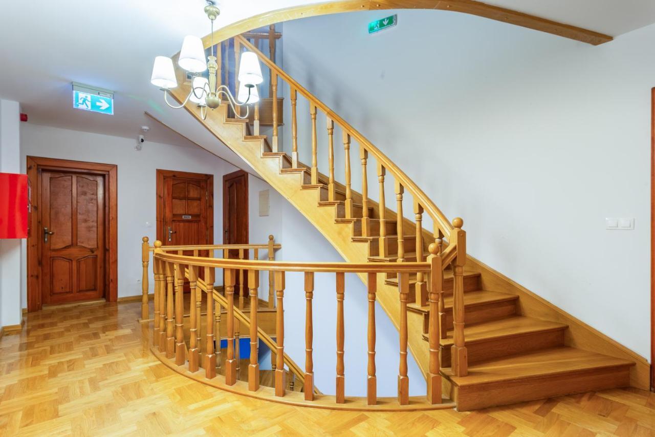 The Castle Suites & Apartment - Free Parking - (Adults Only) Krakow Dış mekan fotoğraf