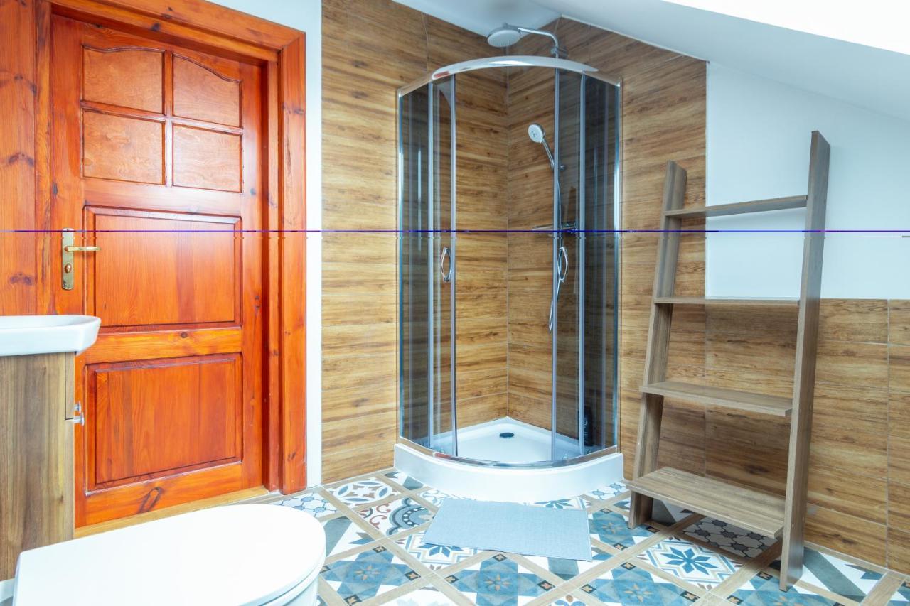 The Castle Suites & Apartment - Free Parking - (Adults Only) Krakow Dış mekan fotoğraf